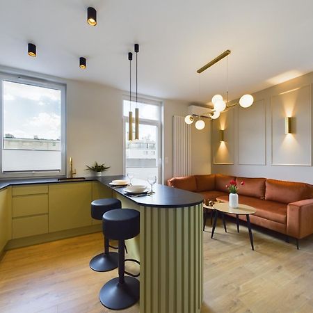 ורשה City Center Apartments Hoza By Noclegi Renters מראה חיצוני תמונה