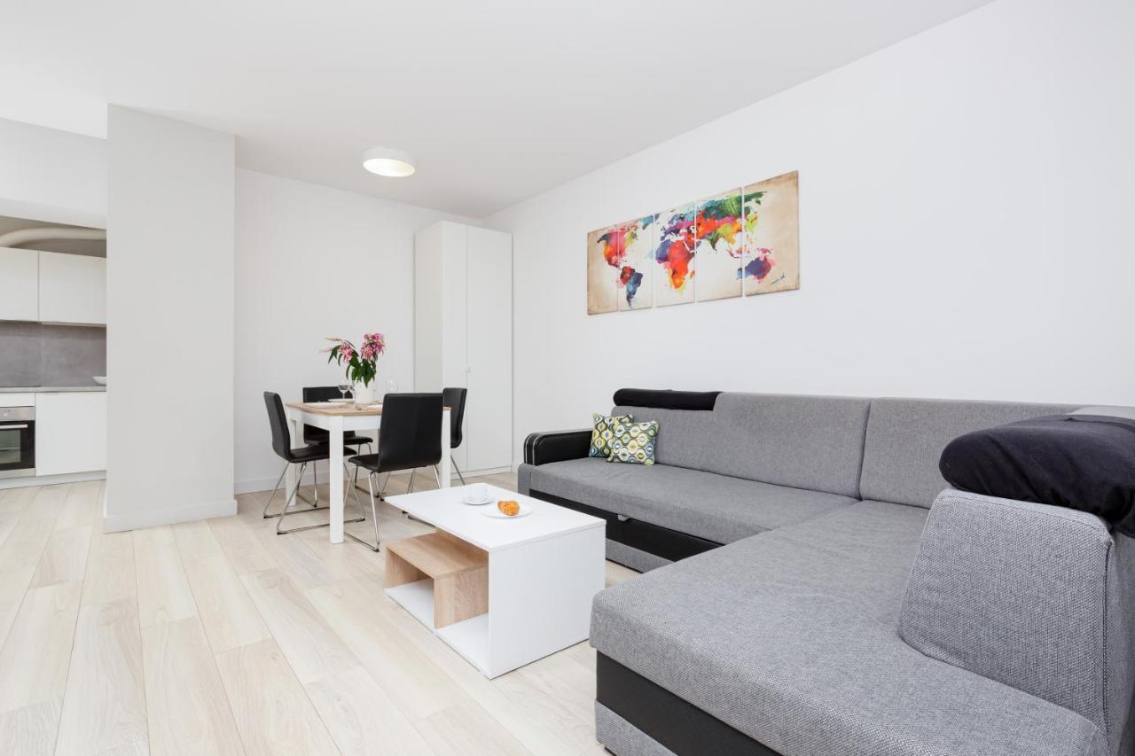 ורשה City Center Apartments Hoza By Noclegi Renters מראה חיצוני תמונה